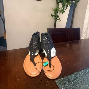 Elegant Black and Tan Women's Sandals